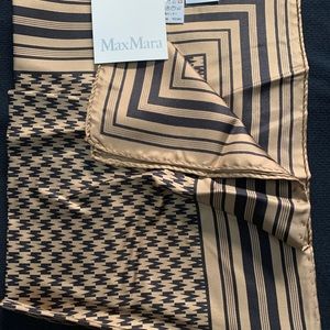 MaxMara Silk Scarf - beige & black, made in Italy